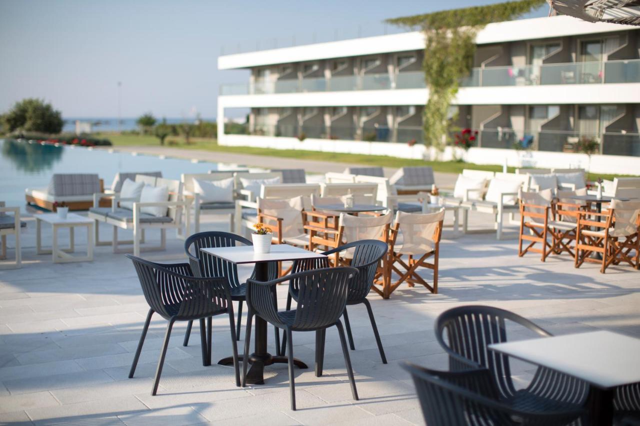 Buca Beachclub Resort (Adults Only) Messíni Exteriör bild